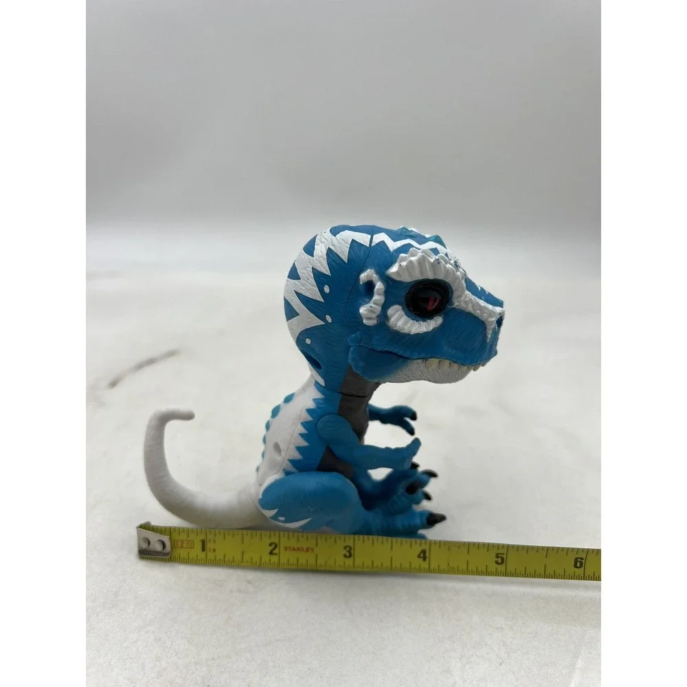 WowWee Fingerlings Untamed T-Rex Ironjaw Blue White Interactive Dinosaur Toy